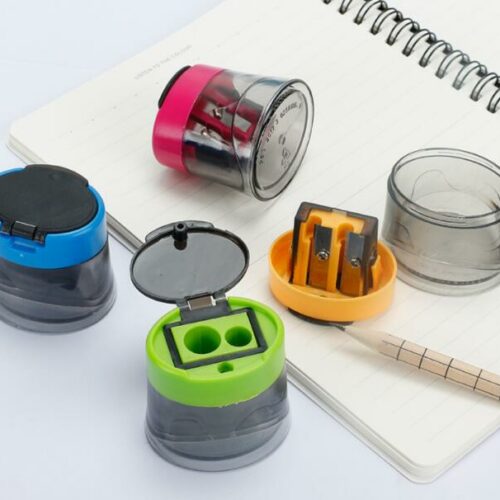 Creative pencil sharpener round portable small pencil sharpener