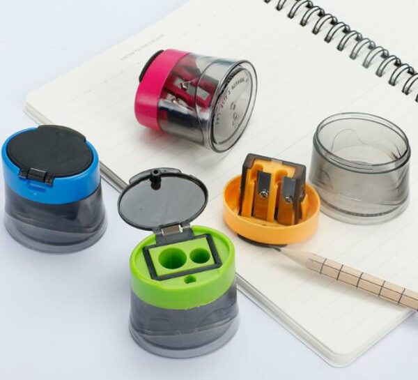 Creative pencil sharpener round portable small pencil sharpener